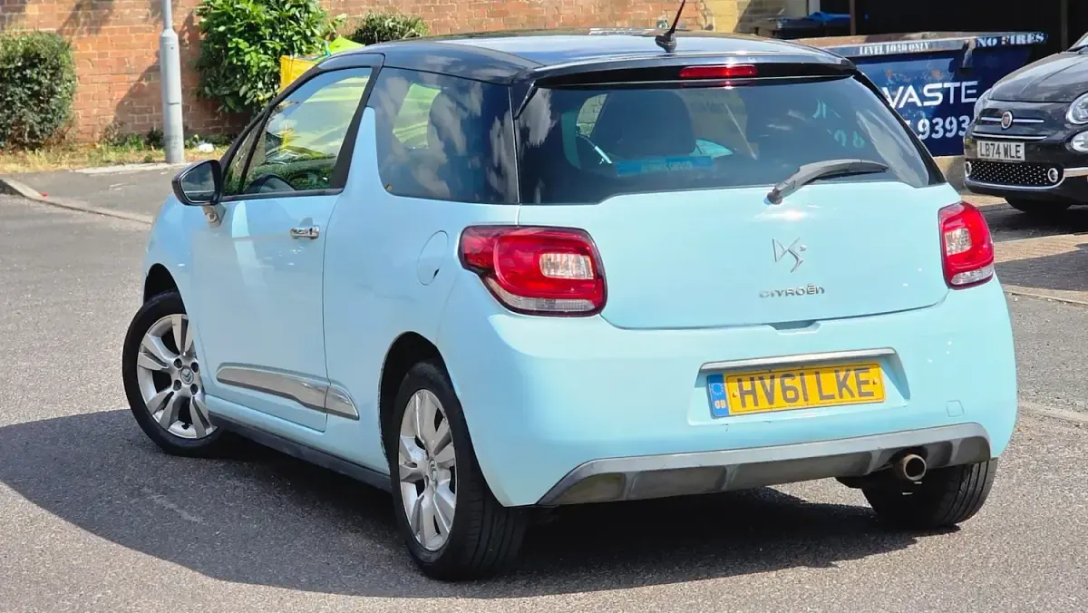 Used Citroën DS3 120 HP (88 kW) 2011 Blue Hatchback