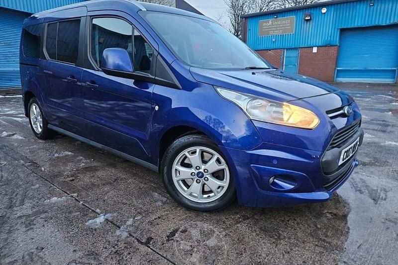 Blue Used 2017 Ford Tourneo Connect Titanium MPV | £6,850 (Fair price) - Image 1/1