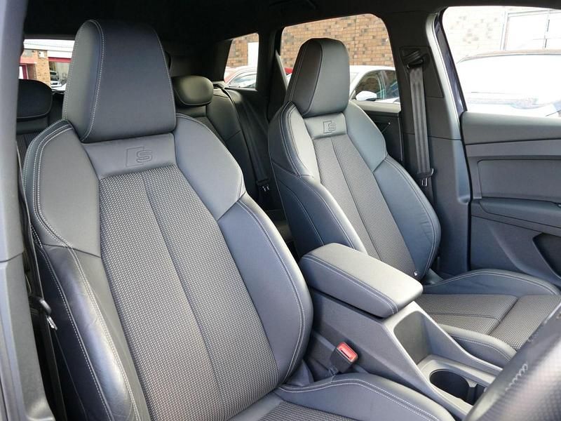 Used Audi Q4 e-tron S-Line 219 kW (299 HP) 2022 Other SUV