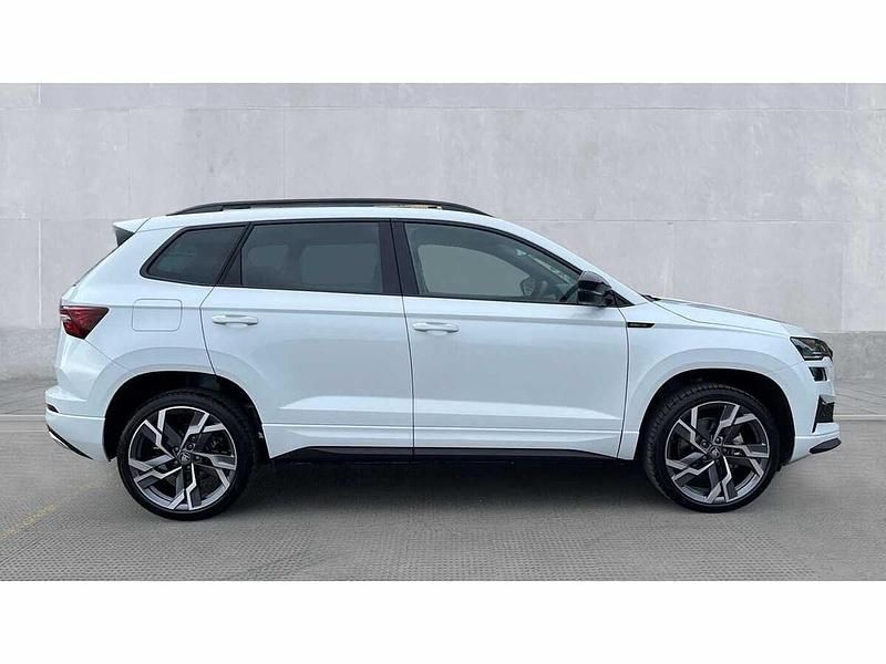 New Skoda Karoq SportLine 110 HP (80 kW) 2026 Moon white metallic SUV