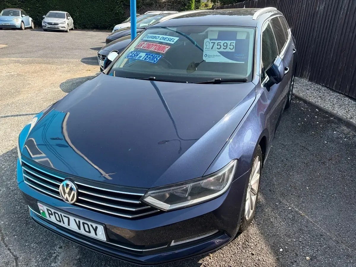 Used VW Passat Business 150 HP (110 kW) 2017 Blue Estate