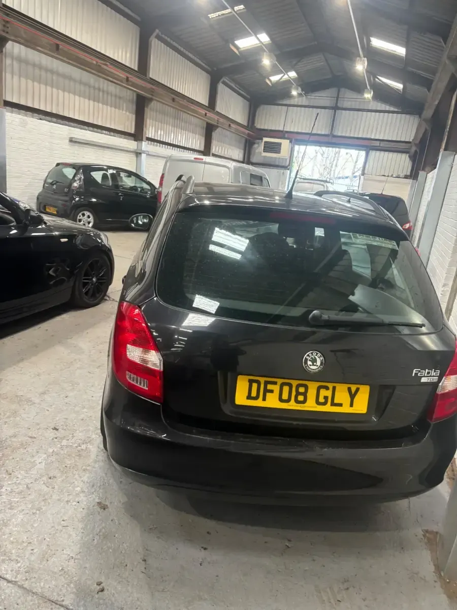 Second-hand Skoda Fabia 80 CP (58 kW) 2008 Negru Break