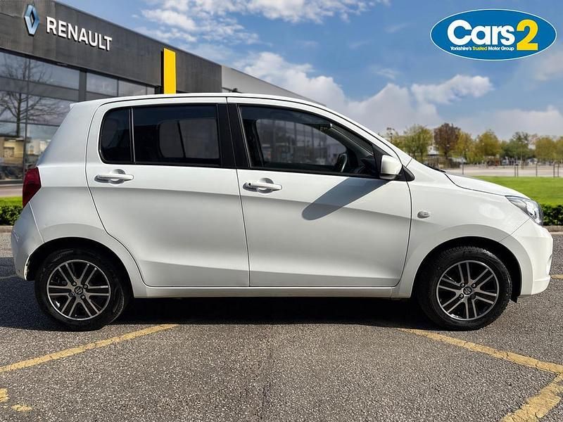 Usado Suzuki Celerio SZ4 68 HP (50 kW) 2015 Branco Citadino