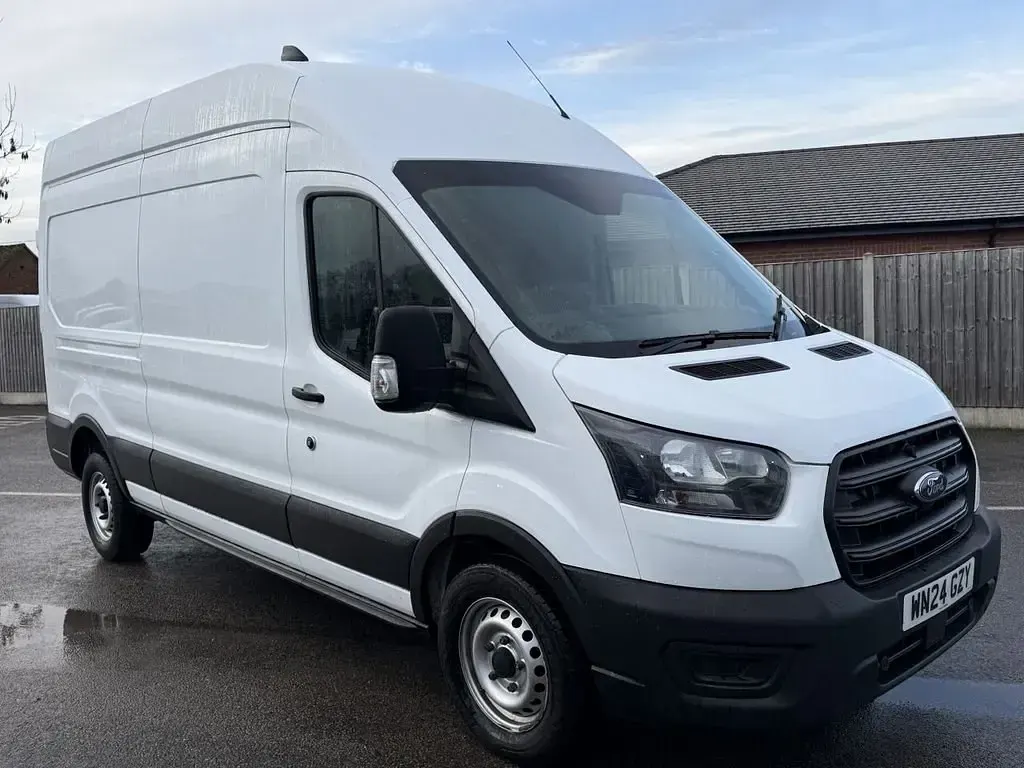 Usado Ford Transit S 2024 Blanco Van