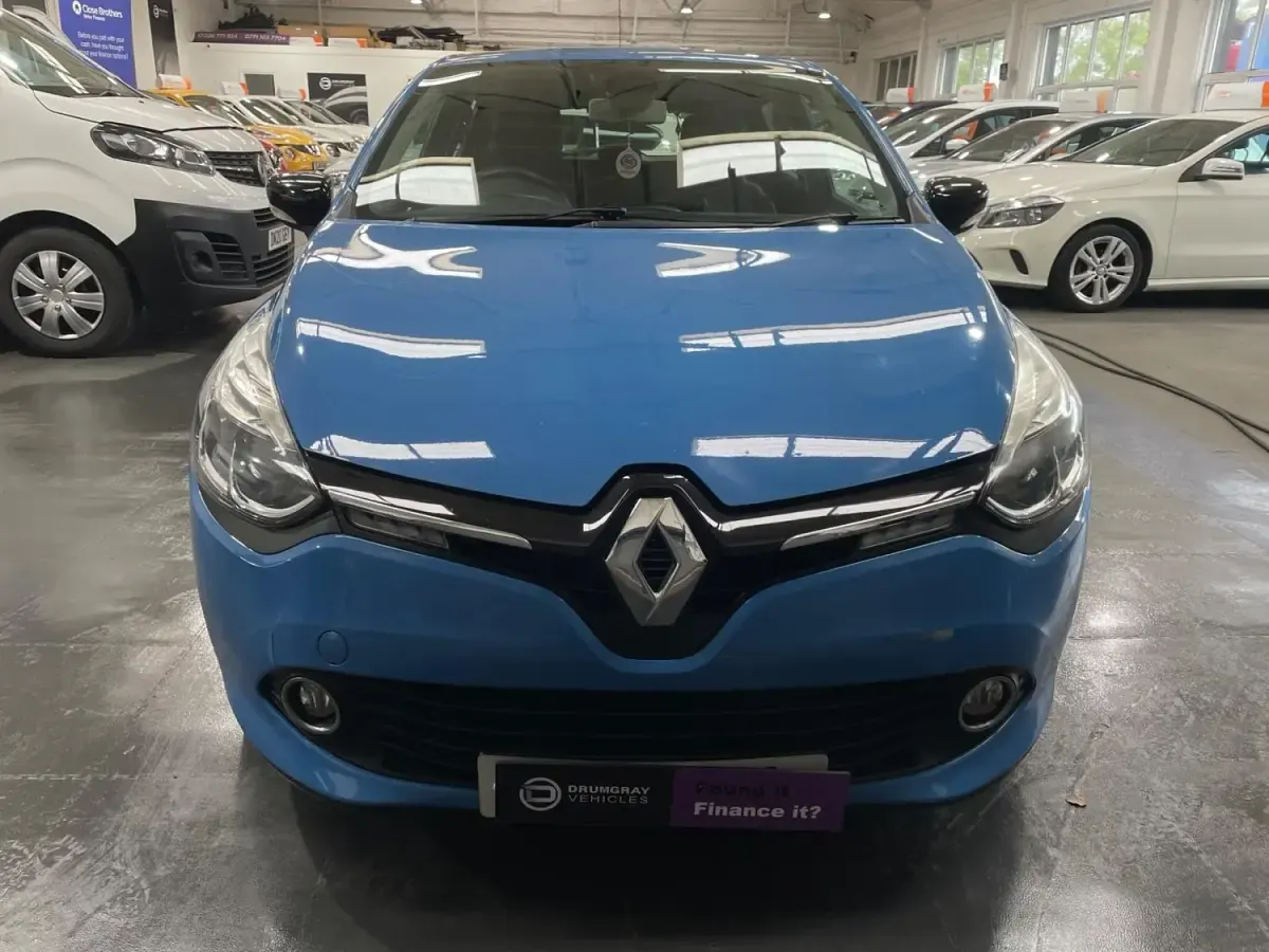 Usado Renault Clio IV Dynamique 90 CV (66 kW) 2014 Azul Utilitario