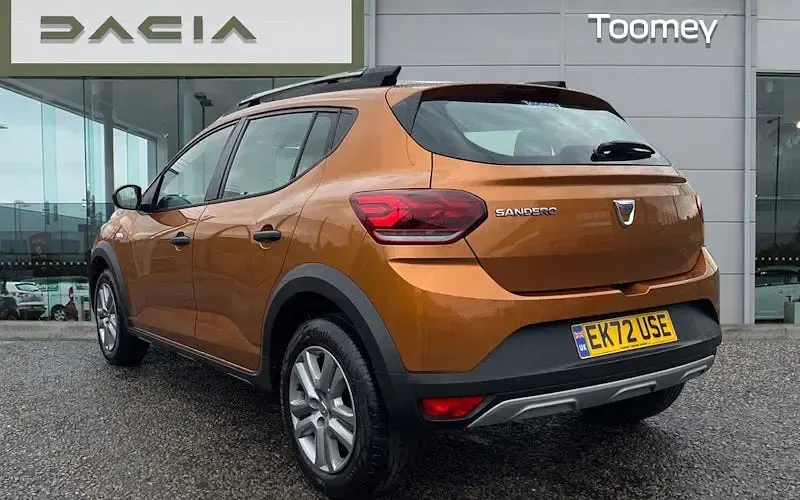 Used Dacia Sandero Essentiel 91 HP (66 kW) 2022 Orange Hatchback