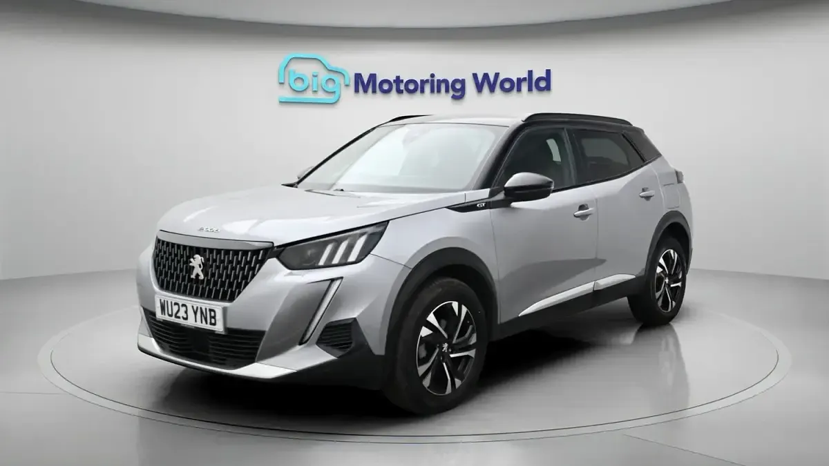 Used Peugeot 2008 GT 131 HP (96 kW) 2023 Grey SUV