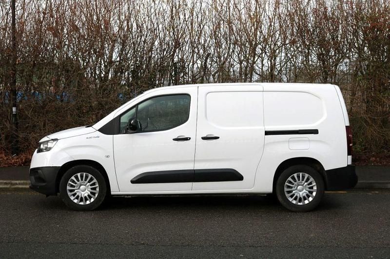 Used Toyota Proace 2022 White MPV