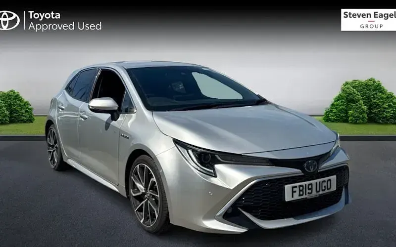 Used Toyota Corolla 122 HP (89 kW) 2019 Hatchback