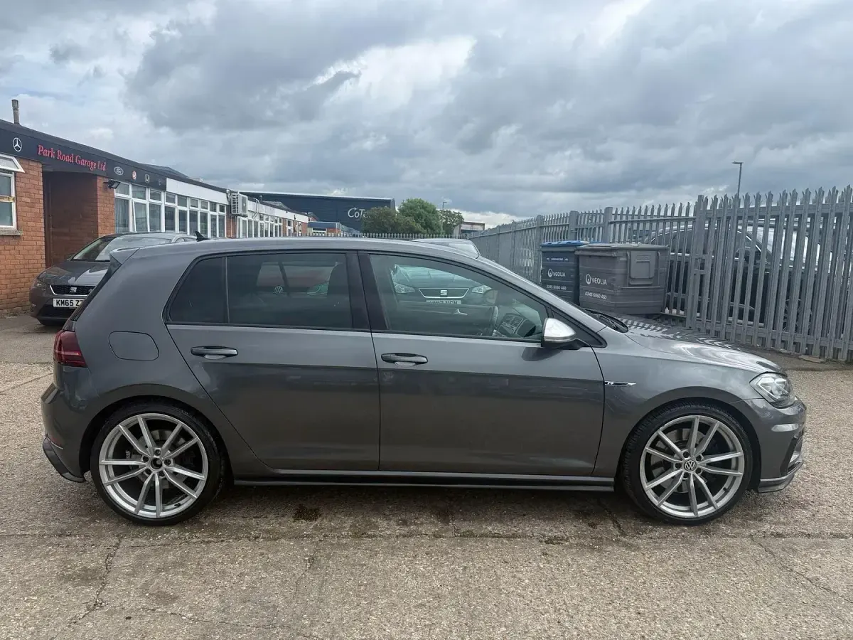 Used VW Golf VII R 310 HP (228 kW) 2017 Grey Hatchback