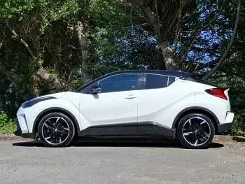Used Toyota C-HR Sport 122 HP (89 kW) 2022 White SUV