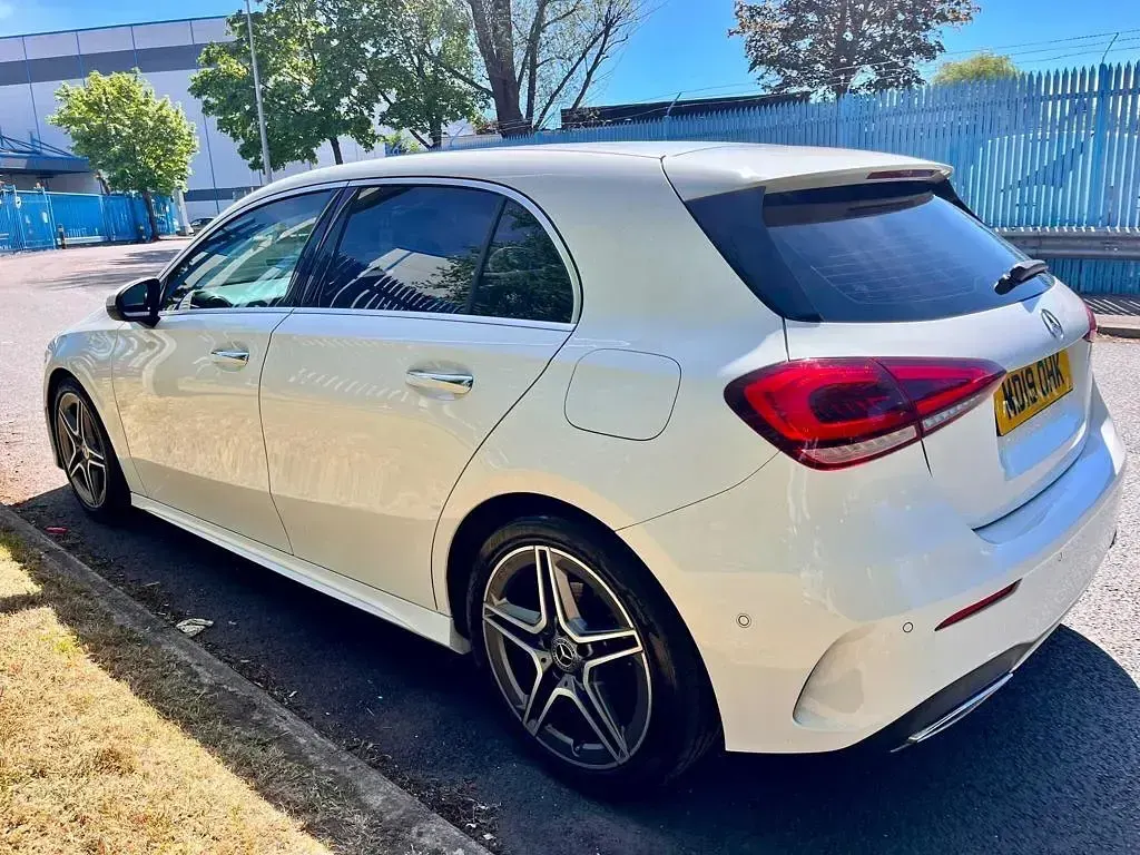 Used Mercedes A180 AMG line 116 HP (85 kW) 2019 White Hatchback