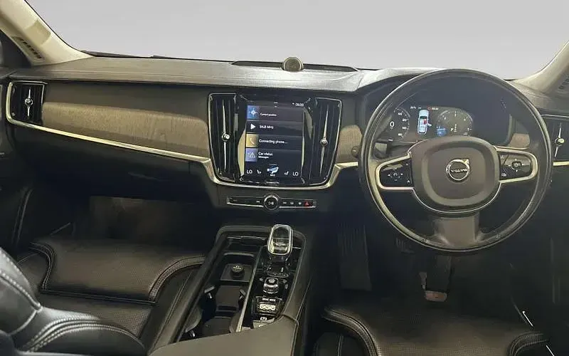 Used Volvo V90 Inscription 235 HP (172 kW) 2021 Silver Estate