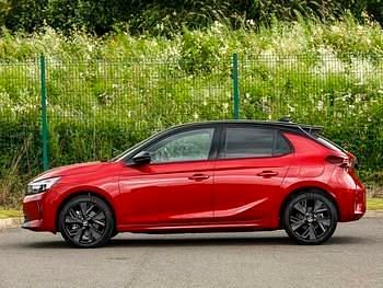 New Vauxhall Corsa-e Ultimate 100 kW (136 HP) 2025 Premium metallic  crimson red Hatchback