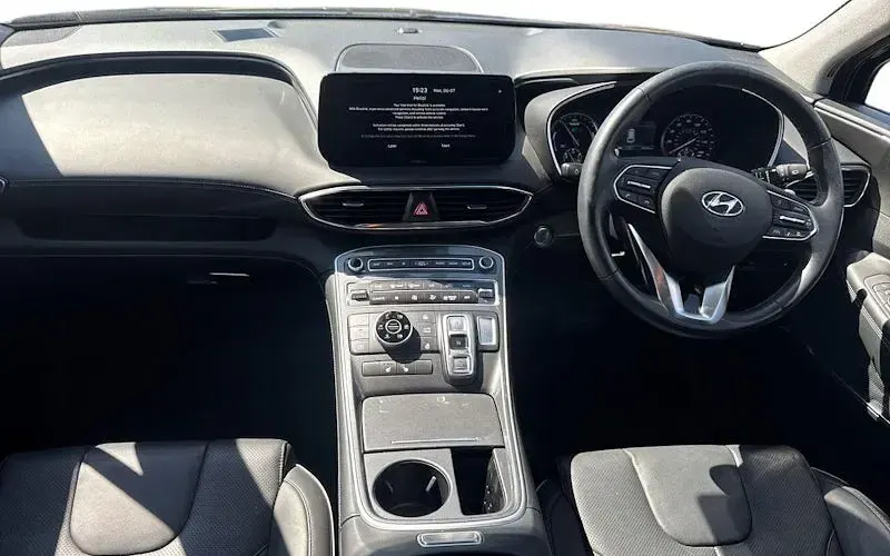 Used Hyundai Santa Fe Premium 265 HP (194 kW) 2022 Black SUV