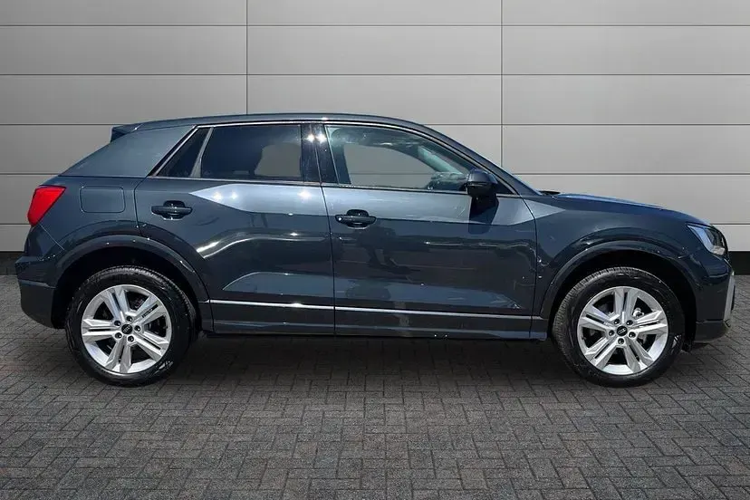 Used Audi Q2 Sport 116 HP (85 kW) 2026 Grey SUV