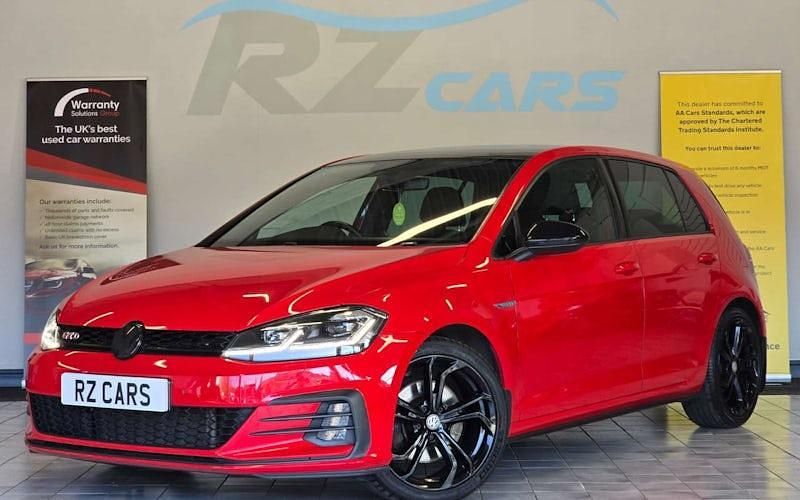 Used VW Golf VII GTD 184 HP (135 kW) 2017 Red Hatchback