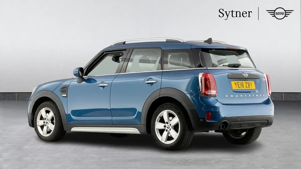 Used Mini Cooper Countryman 134 HP (98 kW) 2018 Blue SUV