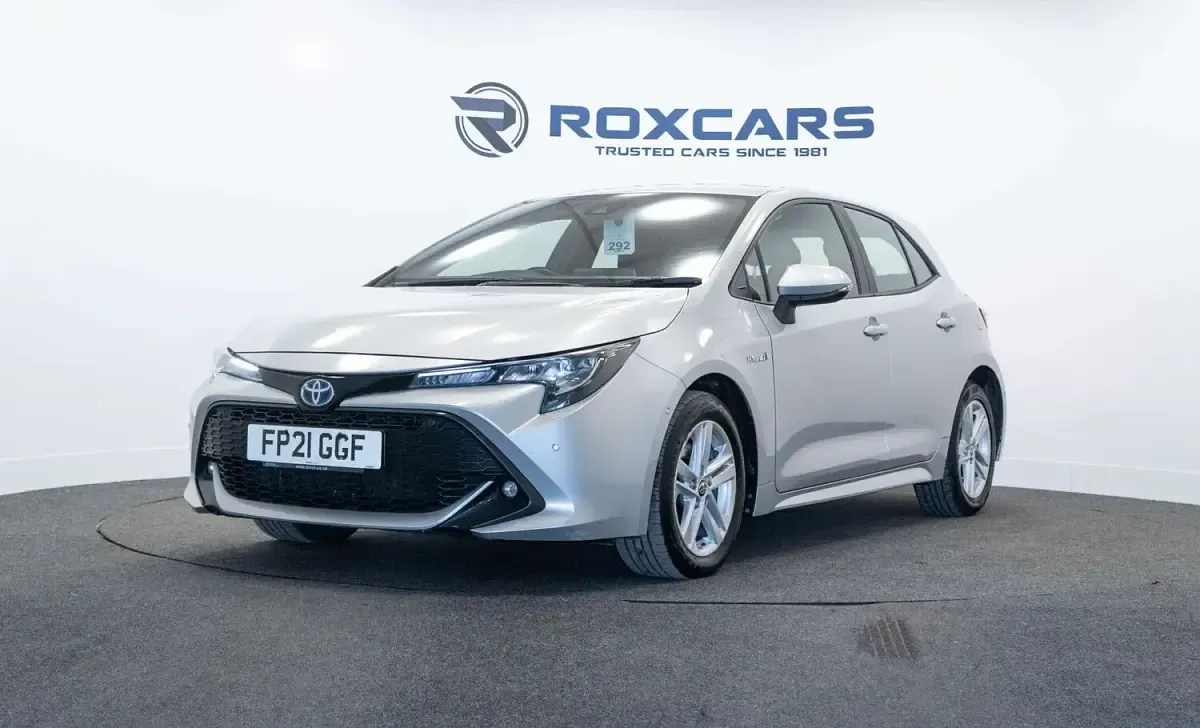 Used Toyota Corolla 184 HP (135 kW) 2021 Silver Hatchback