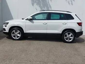 Używany Skoda Karoq SE 150 KM (110 kW) 2019 Biały SUV