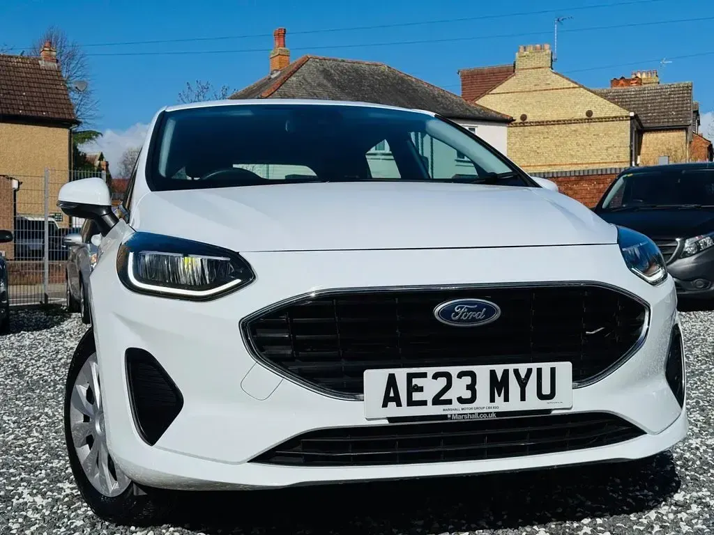 Used Ford Fiesta Trend 98 HP (72 kW) 2023 White Hatchback