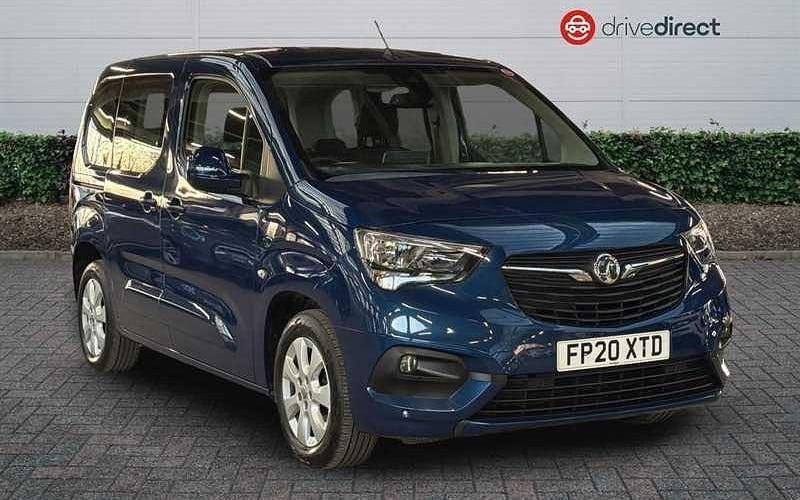 Blue Used 2020 Vauxhall Combo S Estate | £14,850 (Fair price) - Image 1/4