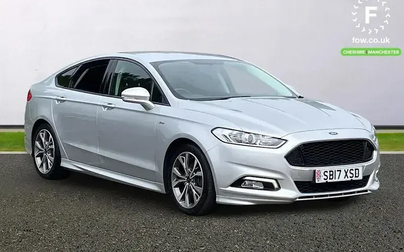 Usado Ford Mondeo ST-Line 150 HP (110 kW) 2017 Citadino