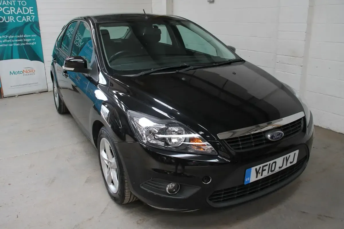 Used Ford Focus Zetec 2010 Black Hatchback
