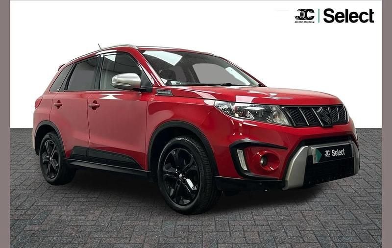 Used Suzuki Vitara 140 HP (102 kW) 2016 Red SUV