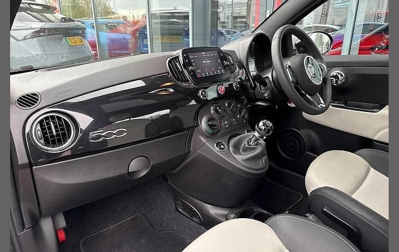 Used Fiat 500 Dolcevita 70 HP (51 kW) 2022 Black Hatchback