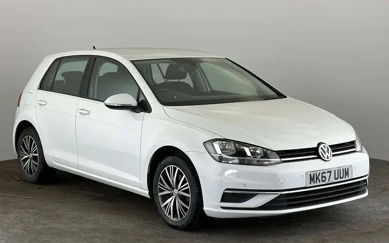 Used VW Golf VII SE 110 HP (80 kW) 2017 Hatchback