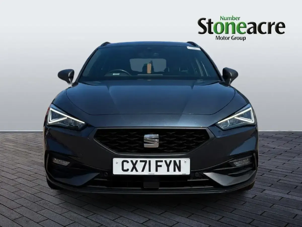 Used Seat Leon FR Sport 204 HP (150 kW) 2021 Grey Estate