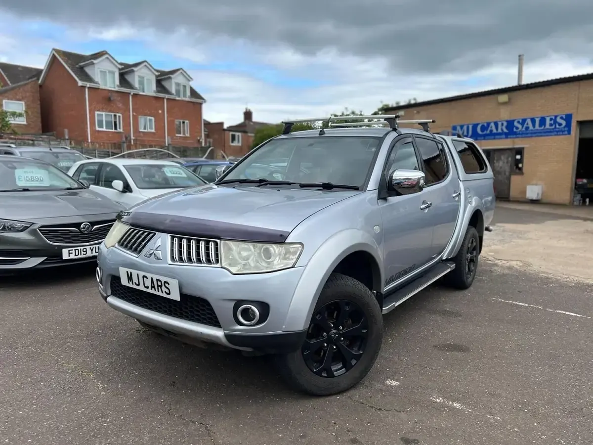 Used Mitsubishi L200 Warrior 176 HP (129 kW) 2012 Silver Pickup