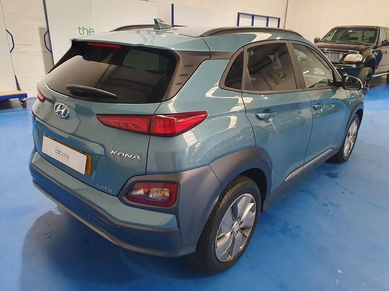 Second-hand Hyundai Kona Premium 150 kW (204 CP) 2020 Albastru SUV