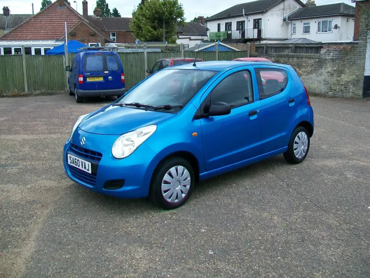 Used Suzuki Alto SZ3 68 HP (50 kW) 2010 Blue Hatchback