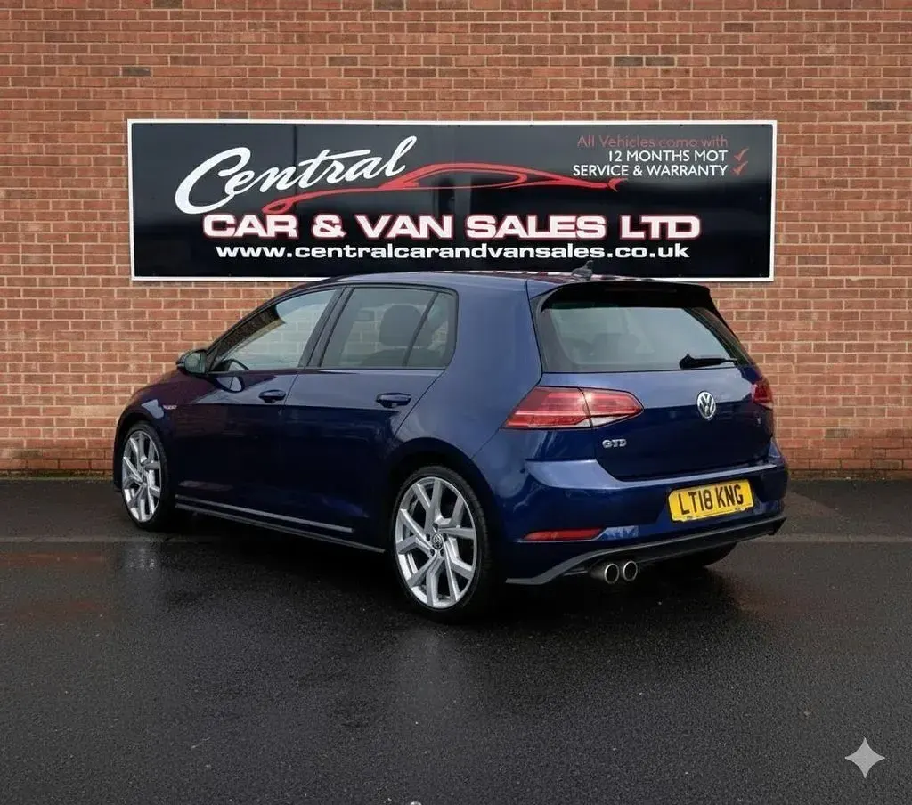 Used VW Golf VII GTD 184 HP (135 kW) 2018 Blue Hatchback