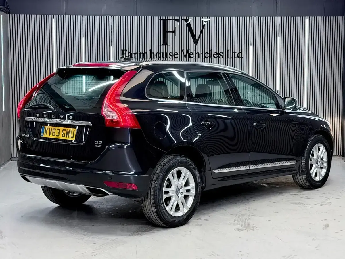 Used Volvo XC60 SE Lux 2013 Black SUV