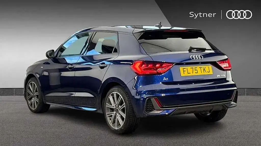 Used Audi A1 S-Line 94 HP (69 kW) 2025 Blue SUV