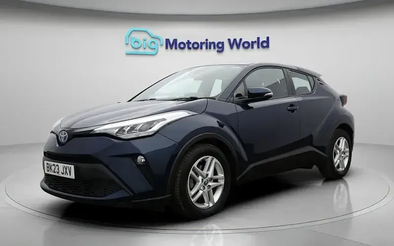 Used Toyota C-HR 122 HP (89 kW) 2023 Blue SUV