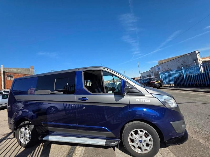 Used Ford Transit Custom Limited 125 HP (91 kW) 2014 Blue Van