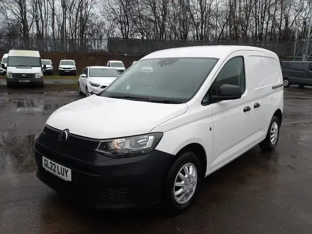 Używany VW Caddy 102 KM (75 kW) 2022 Biały Minivan