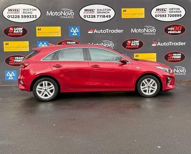 Used Kia Ceed 134 HP (98 kW) 2021 Red Hatchback