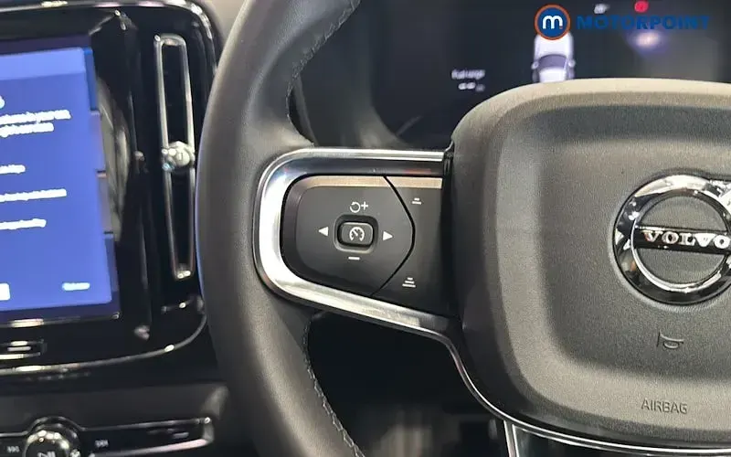 Used Volvo XC40 Plus 163 HP (119 kW) 2023 Grey SUV