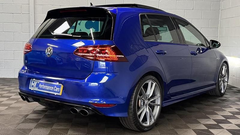 Used VW Golf VII R 360 HP (264 kW) 2016 Blue Hatchback