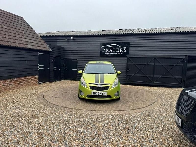 Used Chevrolet Spark LS 68 HP (50 kW) 2010 Green Hatchback