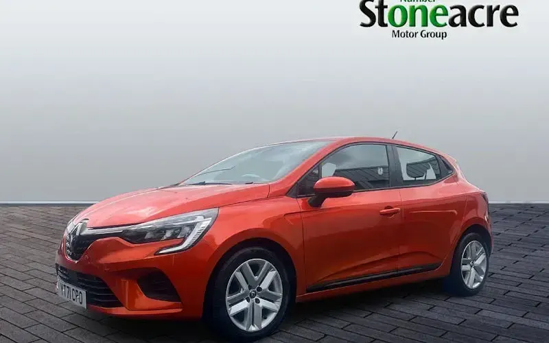 Used Renault Clio Play 101 HP (74 kW) 2020 Orange Hatchback