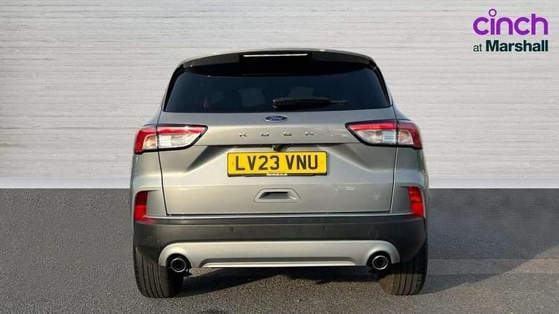 Used Ford Kuga Titanium 150 HP (110 kW) 2023 Silver SUV