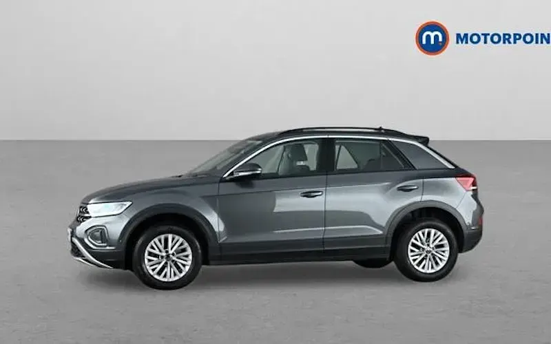 Used VW T-Roc Life 110 HP (80 kW) 2024 SUV