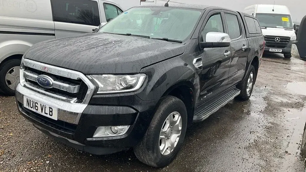 Used Ford Ranger Limited 200 HP (147 kW) 2016 Black Pickup