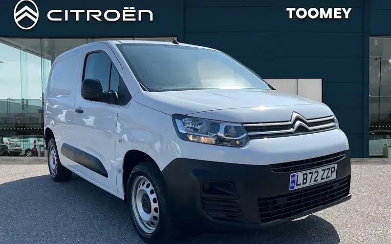 Used Citroën Berlingo PureTech 110 HP (80 kW) 2022 MPV